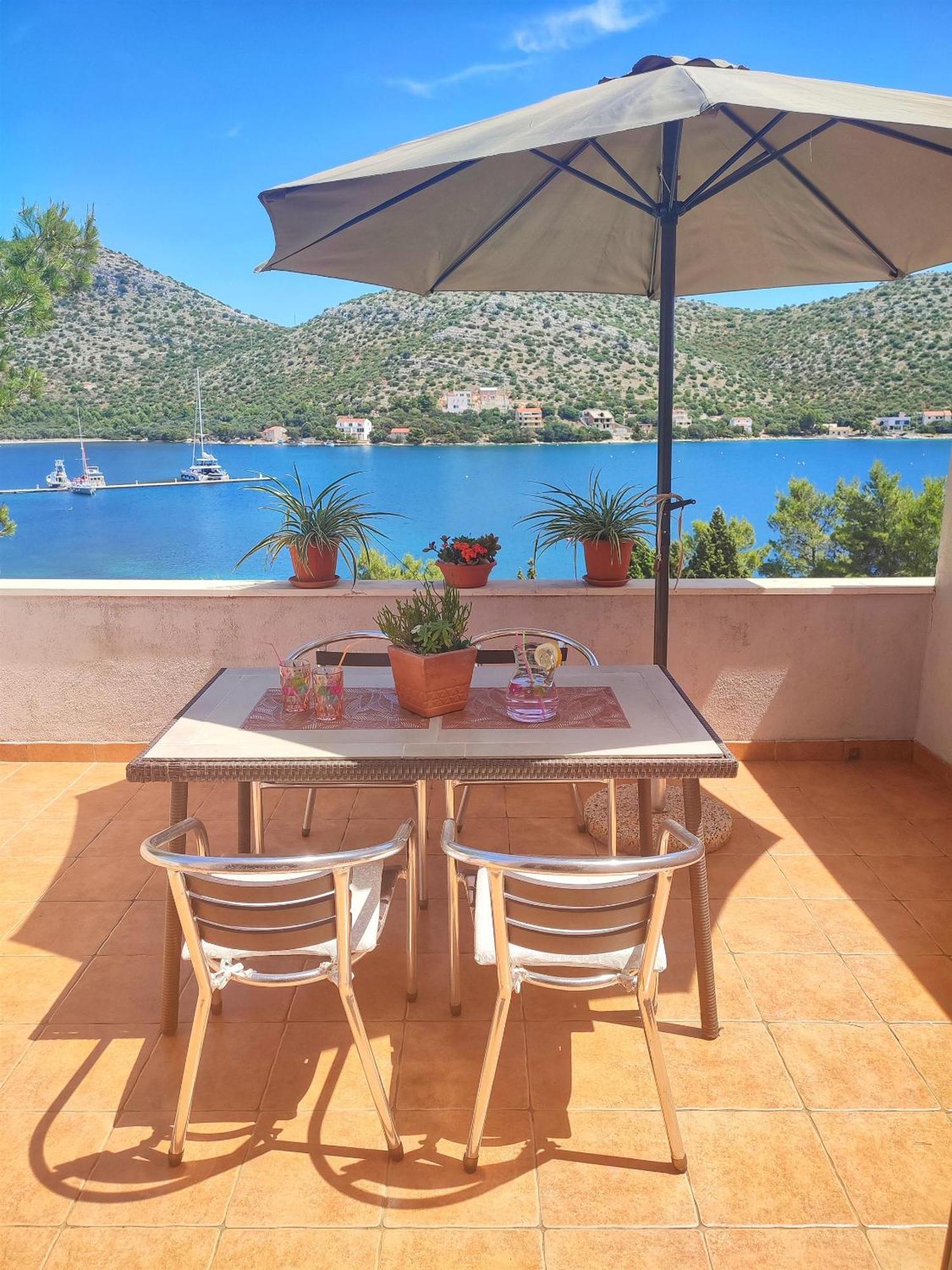 Apartments Vesna Lastovo Kültér fotó